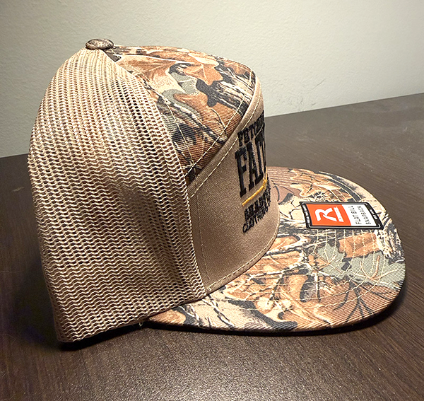 Fetching Faith with Black Lab 7 Panel Trucker Hat - Mossy Oak Camo
